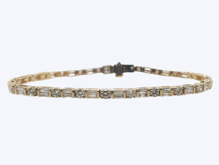 Yellow Gold Alternating Diamond Tennis Bracelet (4.09ctw) For Sale